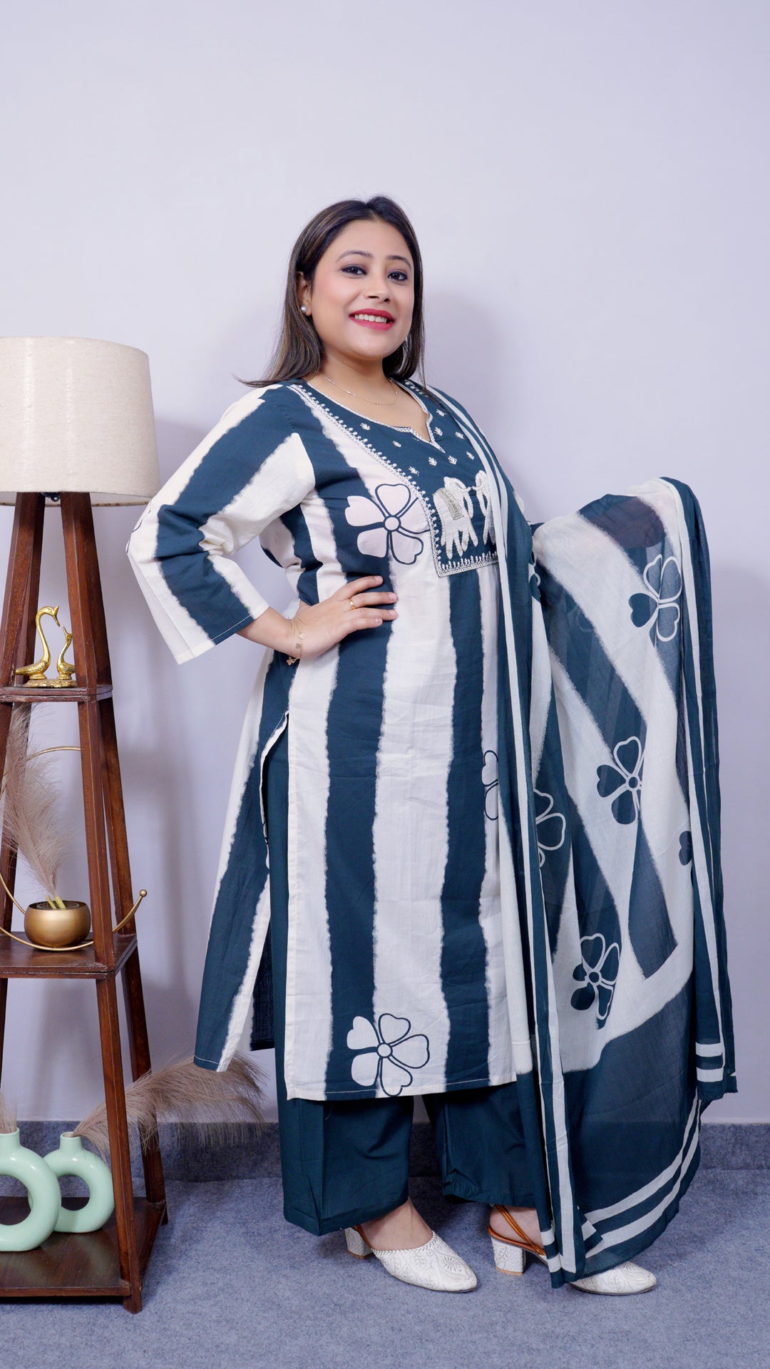 Side view of pure cotton kurta set with white embroidery – comfortable ethnic wear for women