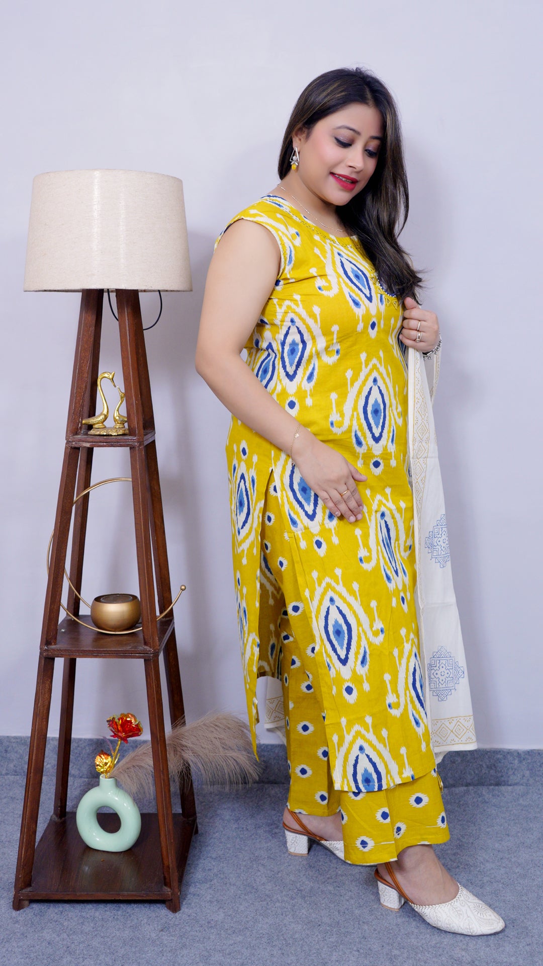 Model styling yellow-white ikat print cotton suit set – ethnic daily wear